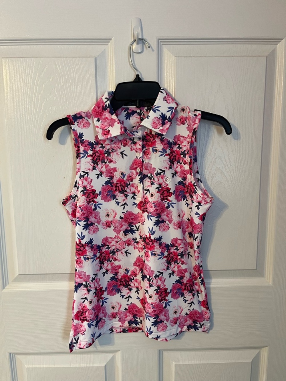 G/Fore Sleeveless Pink Floral Collared Women's Top